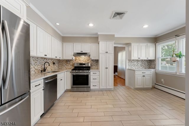 884 Peach Tree Rd, Union Twp., NJ 07083