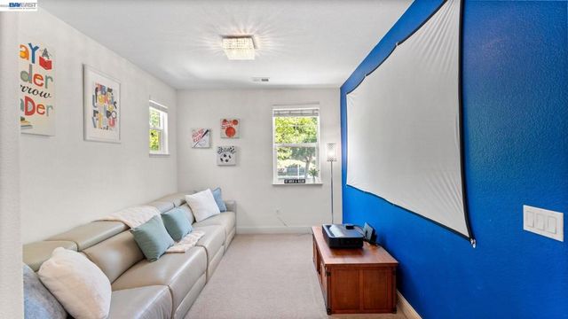 3207 Vittoria Loop, Dublin, CA 94568
