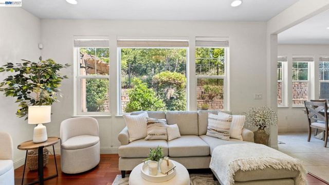 3207 Vittoria Loop, Dublin, CA 94568