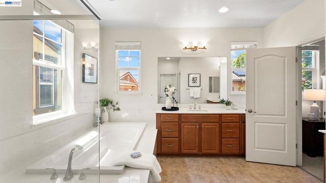 3207 Vittoria Loop, Dublin, CA 94568