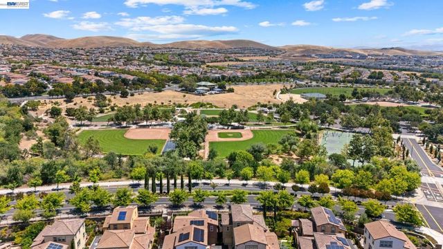3207 Vittoria Loop, Dublin, CA 94568