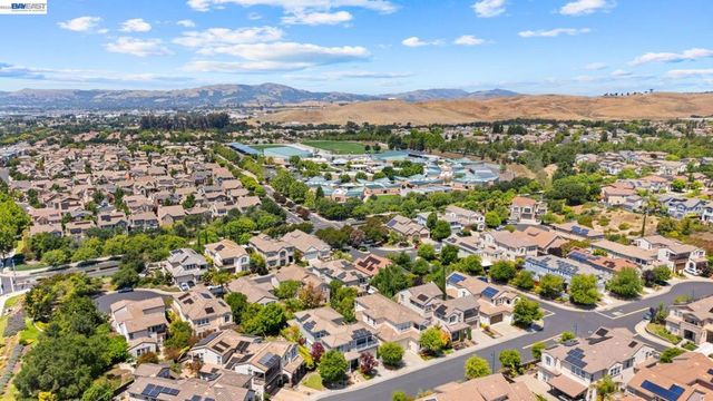 3207 Vittoria Loop, Dublin, CA 94568