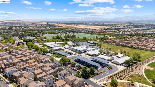 3207 Vittoria Loop, Dublin, CA 94568