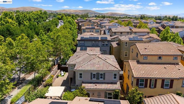 3207 Vittoria Loop, Dublin, CA 94568