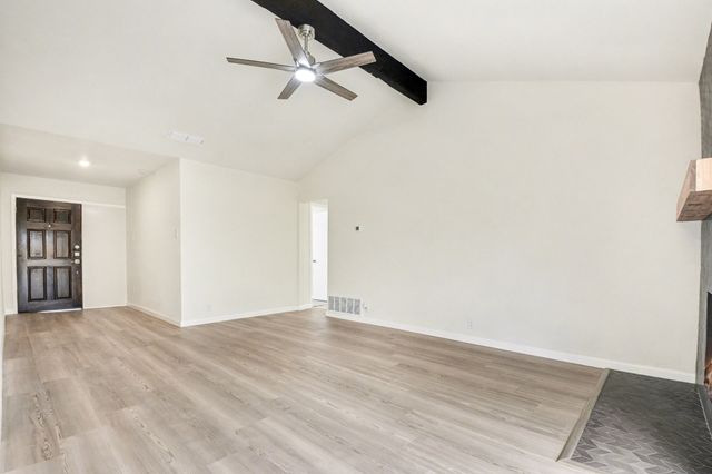 4551 Parkwood Drive, Forest Hill, TX 76140