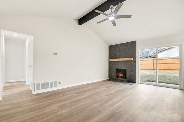 4551 Parkwood Drive, Forest Hill, TX 76140