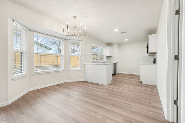 4551 Parkwood Drive, Forest Hill, TX 76140