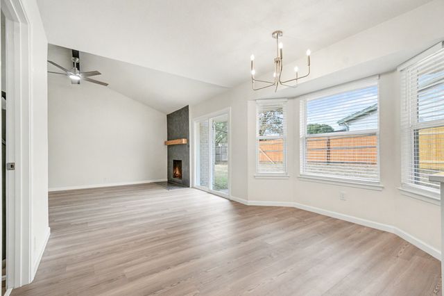 4551 Parkwood Drive, Forest Hill, TX 76140