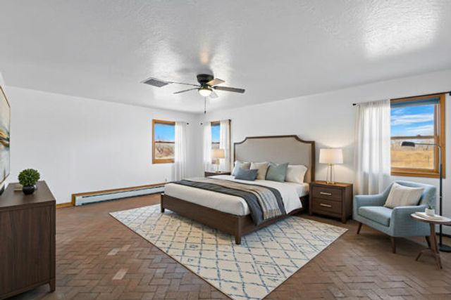 66 Manzano Drive, Los Lunas, NM 87031