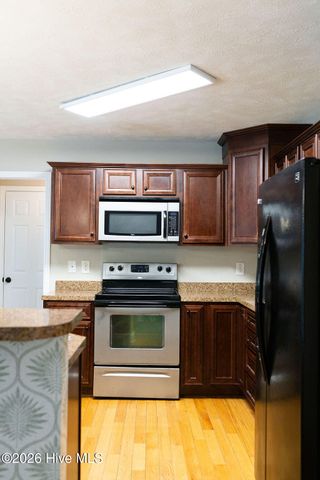 38 Cross Roads Court, Broadway, NC 27505
