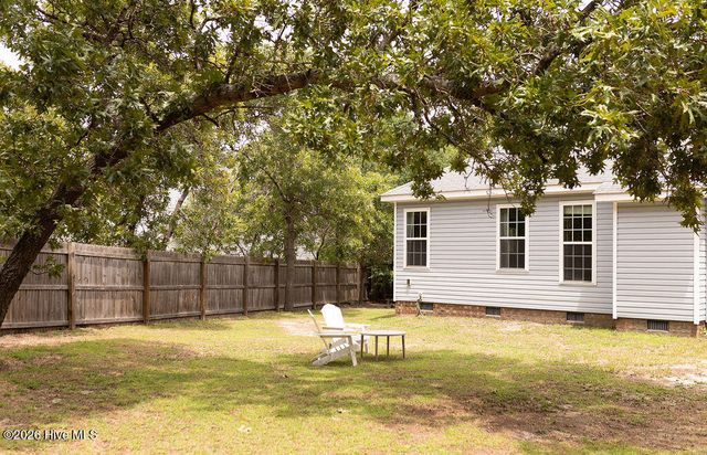 38 Cross Roads Court, Broadway, NC 27505