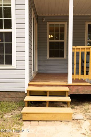 38 Cross Roads Court, Broadway, NC 27505