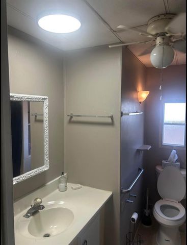 5271 77TH STREET N, St Petersburg, FL 33709