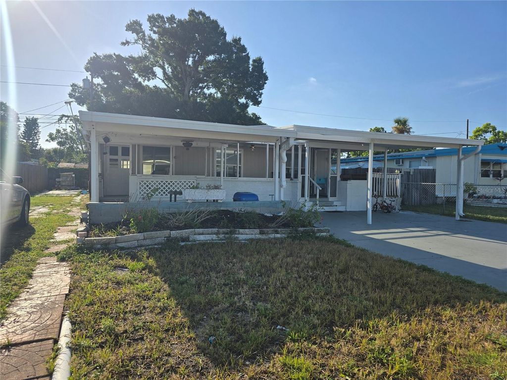 5271 77TH STREET N, St Petersburg, FL 33709