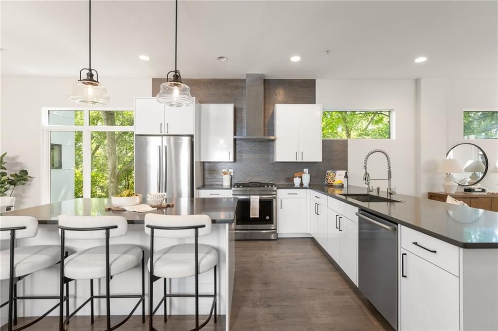 292 Gordon NE Avenue F, Atlanta, GA 30307