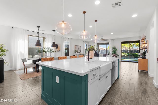4343 E Rawhide Street, Gilbert, AZ 85296