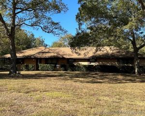 5616 Stonecreek, Durant, OK 74701