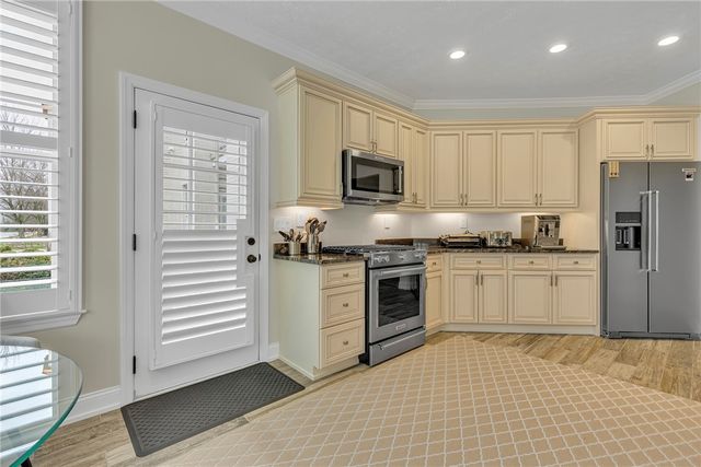 216 Adams Pointe Blvd 8, Adams Twp, PA 16046