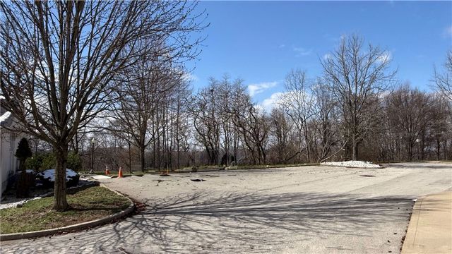 216 Adams Pointe Blvd 8, Adams Twp, PA 16046