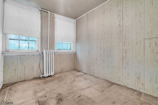 123 Steuben St, East Orange City, NJ 07018