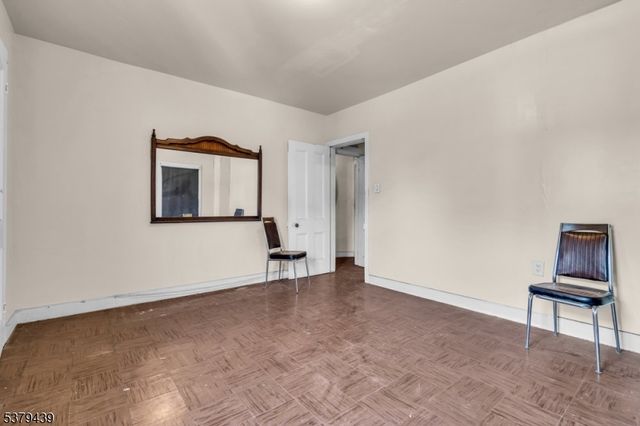 123 Steuben St, East Orange City, NJ 07018