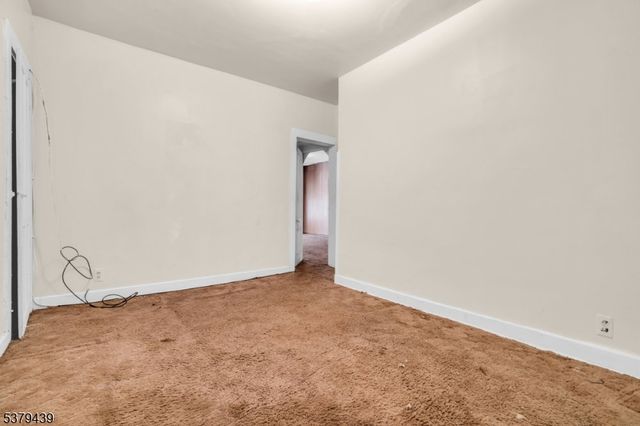 123 Steuben St, East Orange City, NJ 07018