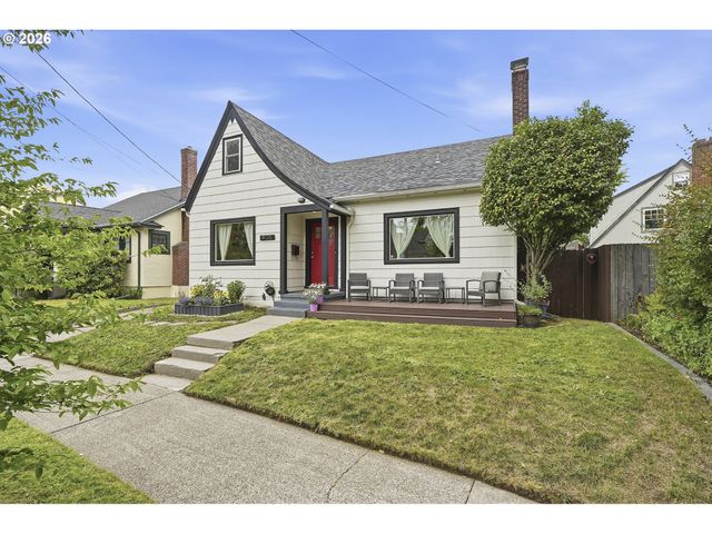 4135 Ne MULTNOMAH St, Portland, OR 97232