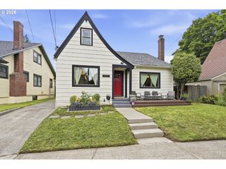 4135 Ne MULTNOMAH St, Portland, OR 97232