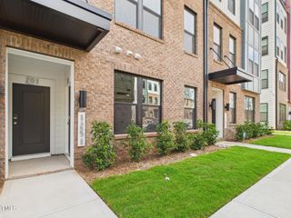 1251 Shaw View Alley 101, Raleigh, NC 27601