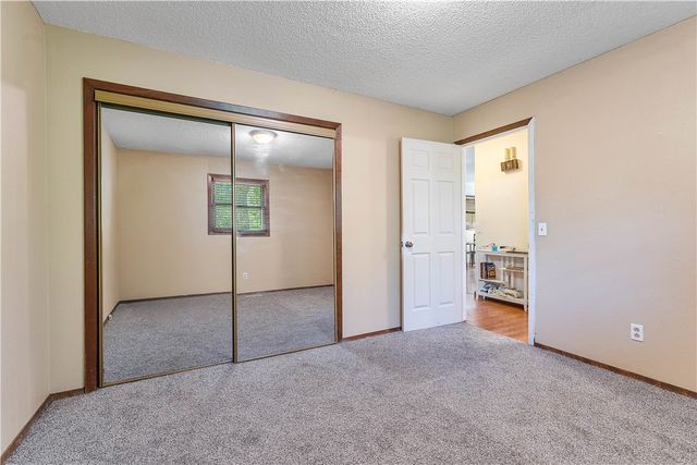 11 Malvern Lane, Bella Vista, AR 72714