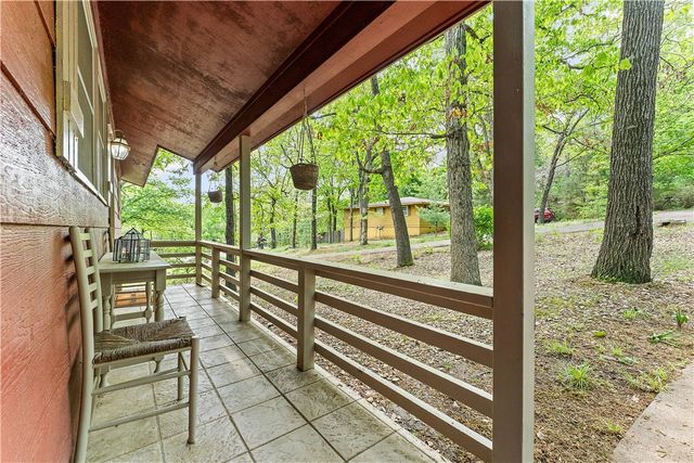 11 Malvern Lane, Bella Vista, AR 72714