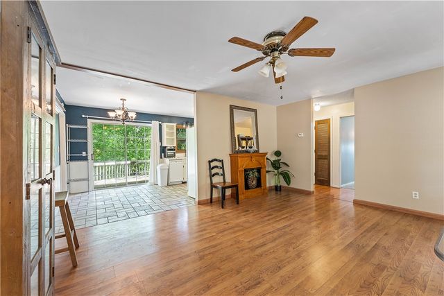 11 Malvern Lane, Bella Vista, AR 72714