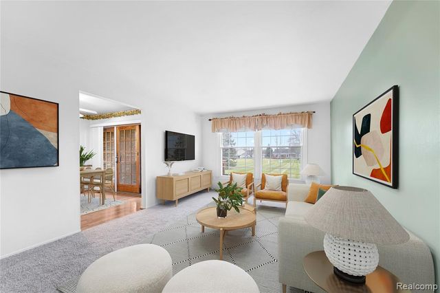 4655 Leisure Lane 48, Trenton, MI 48183