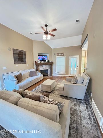 3426 Westwind Drive, Nesbit, MS 38651