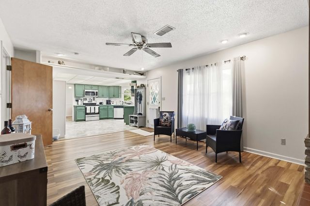 233 Mimosa Avenue, Somerset, KY 42503