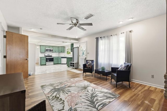 233 Mimosa Avenue, Somerset, KY 42503