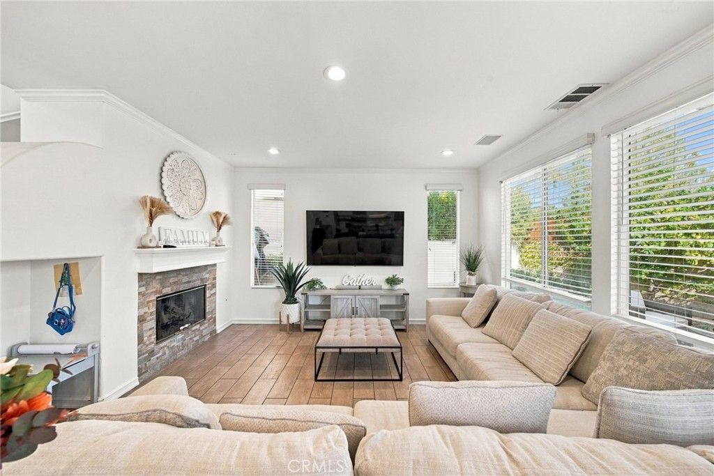 17511 Poplar Point, Canyon Country, CA 91387 — photo 4