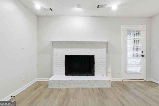 2110 Meadow View Court, Grayson, GA 30017
