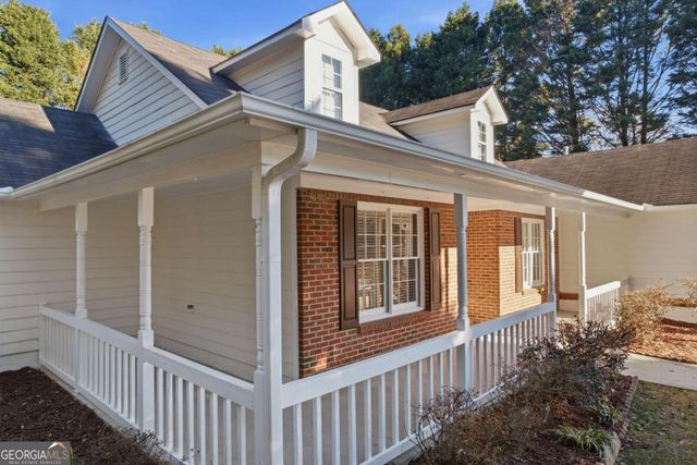 2110 Meadow View Court, Grayson, GA 30017
