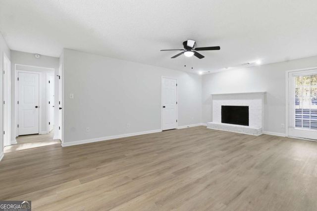 2110 Meadow View Court, Grayson, GA 30017