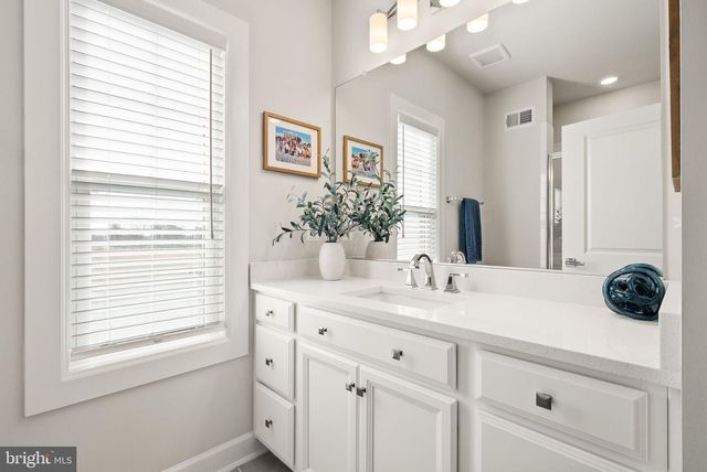 15809 DELANEY CHASE WAY, Centreville, VA 20120