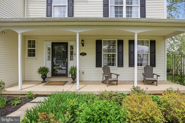 206 MEETINGHOUSE LN, Phoenixville, PA 19460