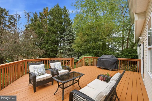 206 MEETINGHOUSE LN, Phoenixville, PA 19460