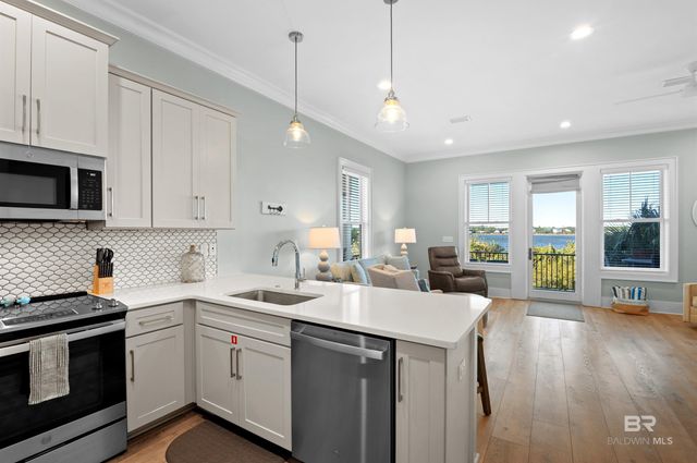 1592 W Beach Boulevard Q, Gulf Shores, AL 36542