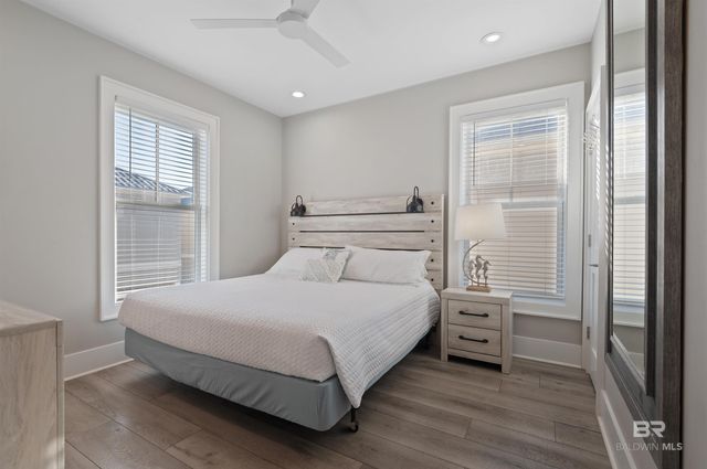 1592 W Beach Boulevard Q, Gulf Shores, AL 36542