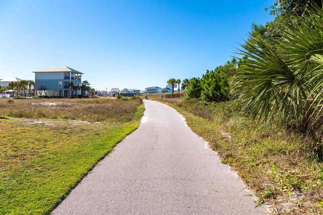 1592 W Beach Boulevard Q, Gulf Shores, AL 36542