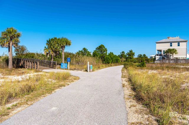 1592 W Beach Boulevard Q, Gulf Shores, AL 36542