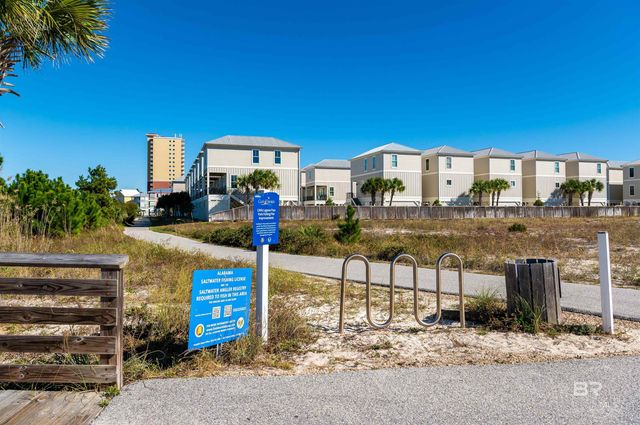 1592 W Beach Boulevard Q, Gulf Shores, AL 36542
