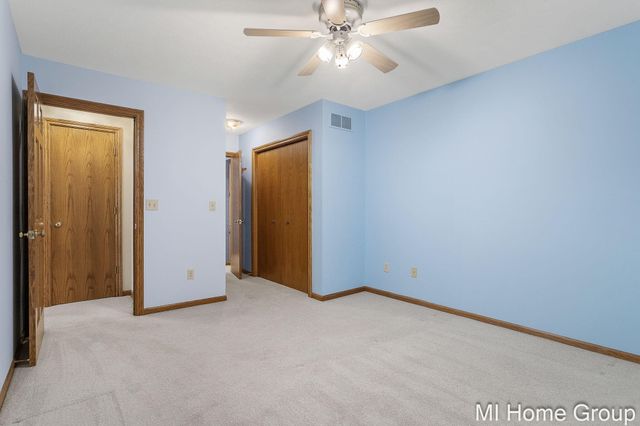 500 W Main Avenue 1, Zeeland, MI 49464