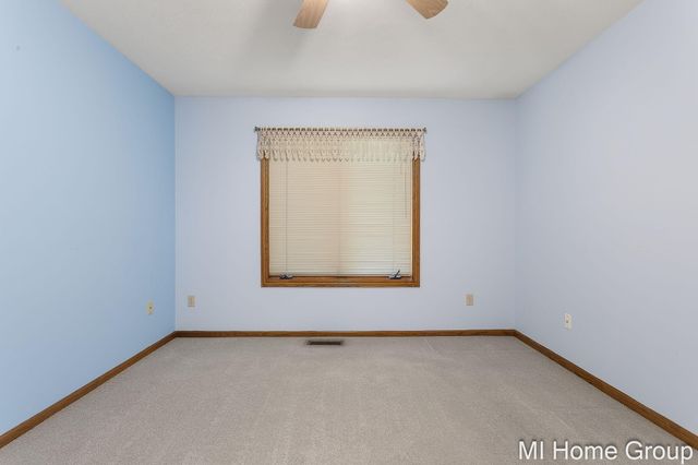 500 W Main Avenue 1, Zeeland, MI 49464
